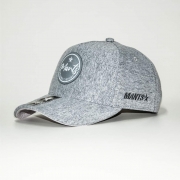 Buceta gif morena abaixa a calcinha enquanto sua amiga chupa o pau grande do ator porno - Boné de Malha Unissex Americano Aba Curva - Mants Clothing